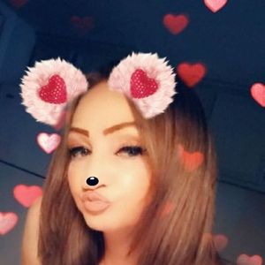 Meet your Posher, Dana